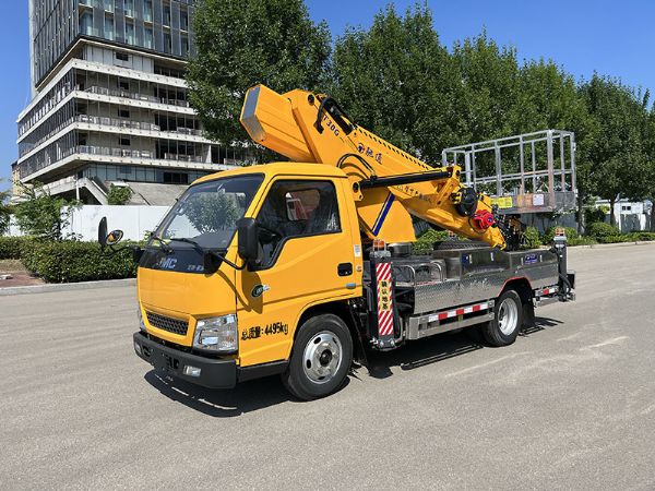 30米高空作業(yè)車-順達(dá)